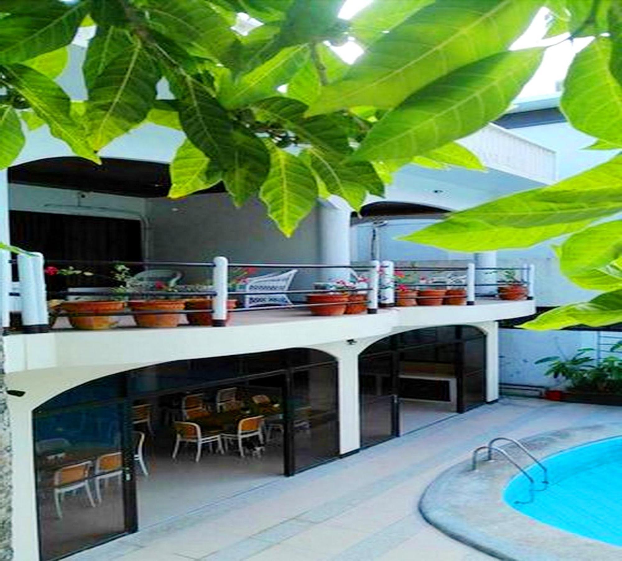 Lukay Las Brisas Balabag  Εξωτερικό φωτογραφία