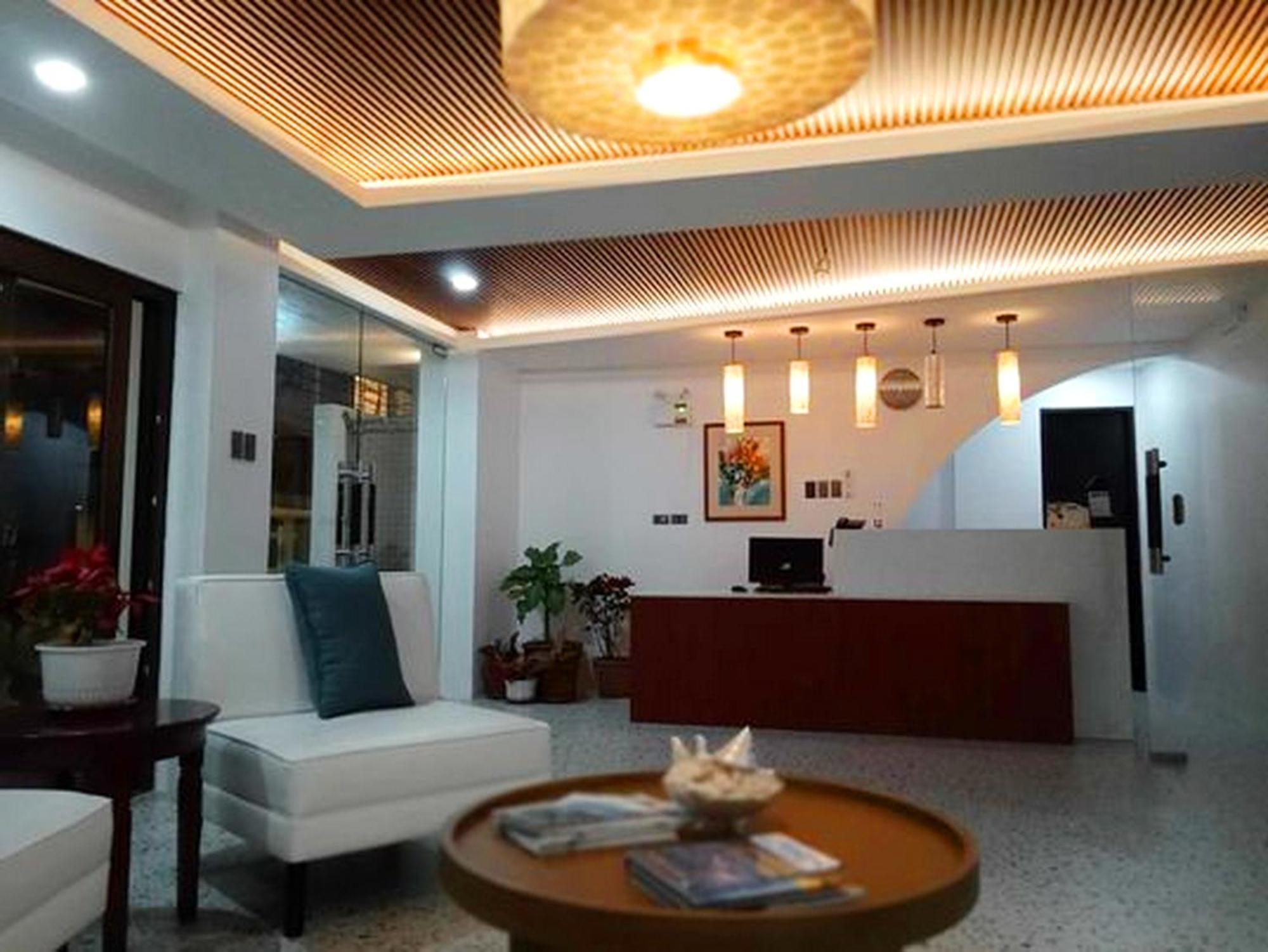 Lukay Las Brisas Balabag  Εξωτερικό φωτογραφία