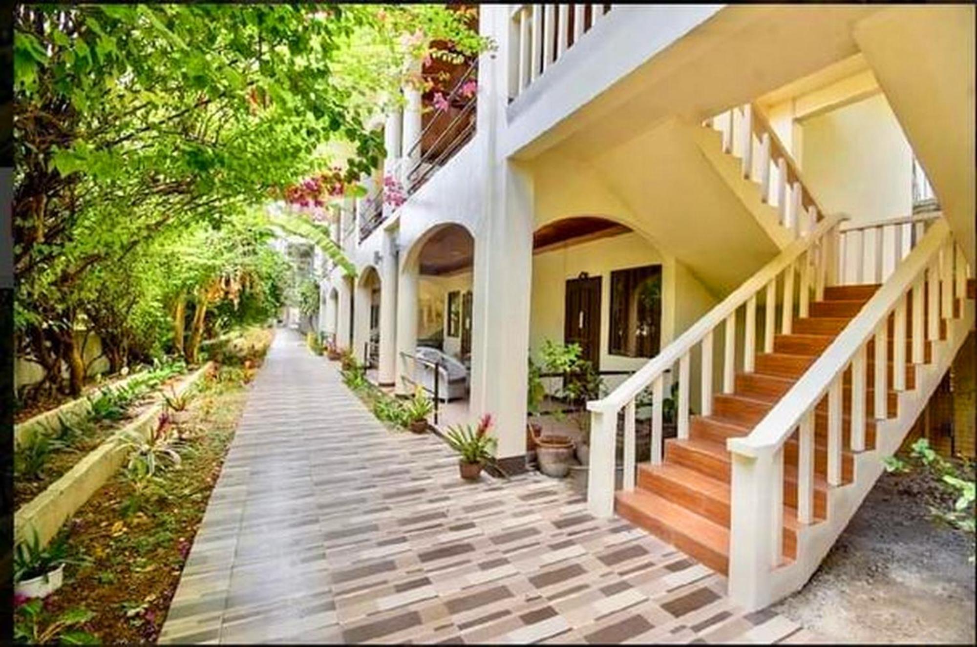 Lukay Las Brisas Balabag  Εξωτερικό φωτογραφία